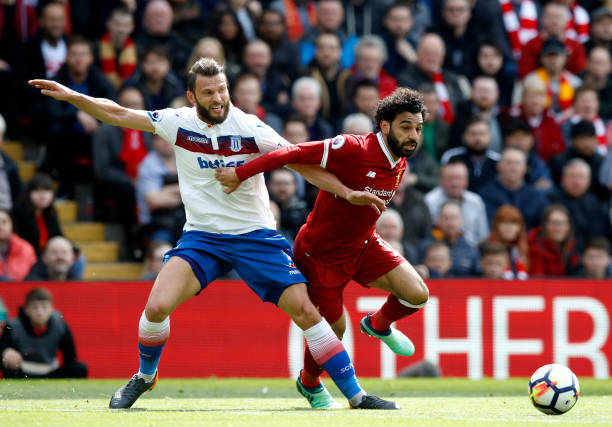 感到漠视 感到漠视